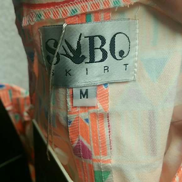 Sabo Skirt neon printed short overalls size medium - Picture 5 of 8